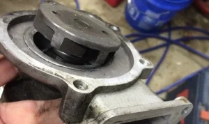 استبدال القطع التالفة لمضخات المياه