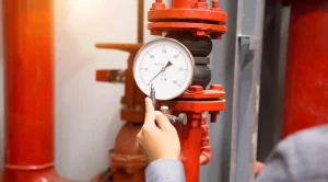 فحص ضغط مضخة الماء