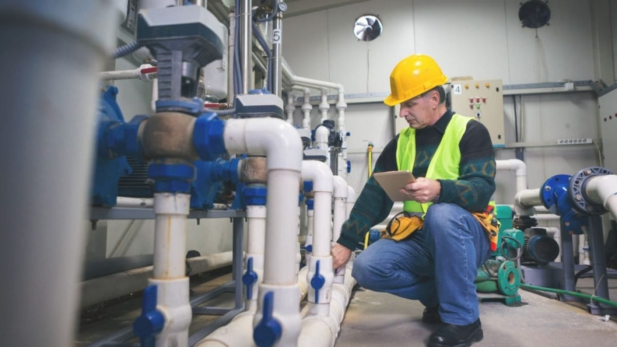 فني صحي جمعية ميدان حولي